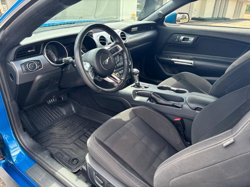 Used 2021 Ford Mustang GT RWD image 9