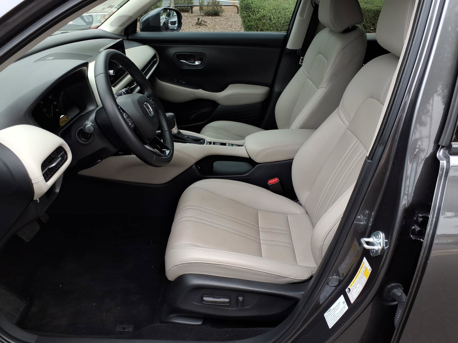 Used 2025 Honda HR-V EX-L image 14