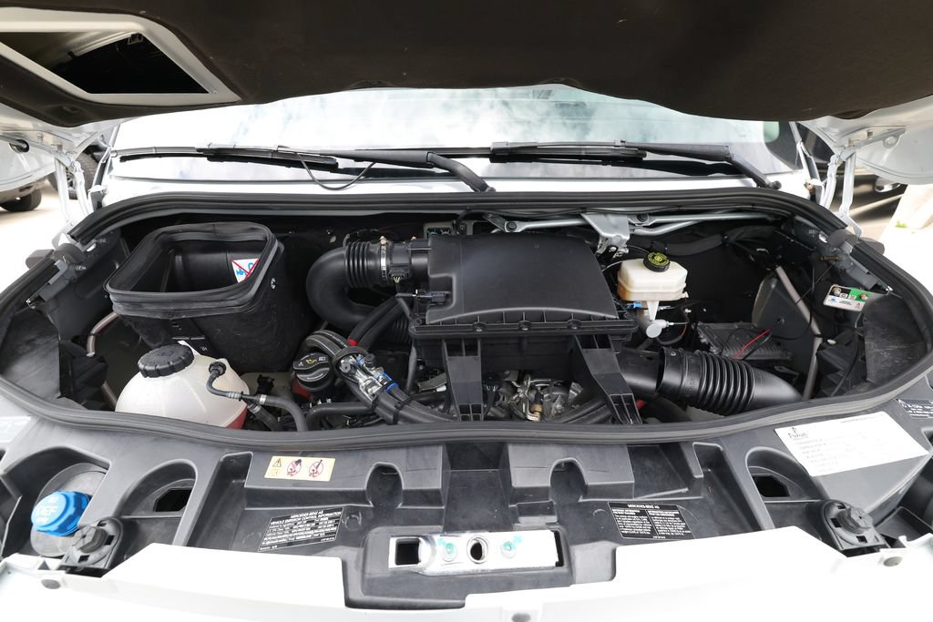 Used 2021 Mercedes-Benz Sprinter 3500 image 35