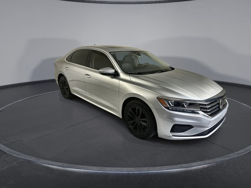 Used 2020 Volkswagen Passat 2.0T SE w/ Sunroof Package FWD image 2