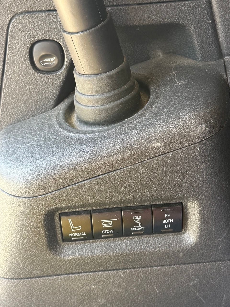 Used 2016 Ford Flex Limited w/ Equipment Group 301A FWD image 4