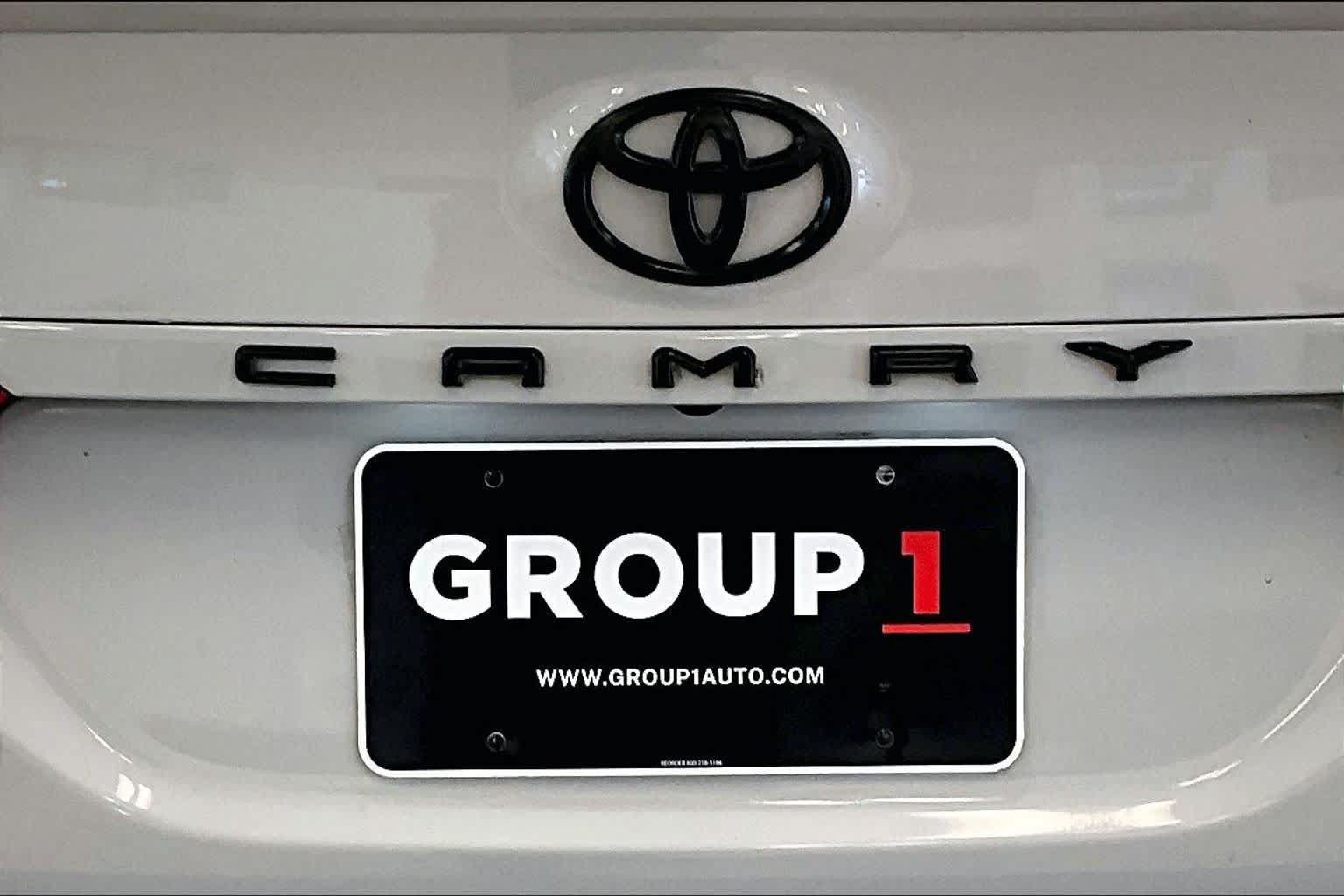 Used 2022 Toyota Camry XSE FWD image 28