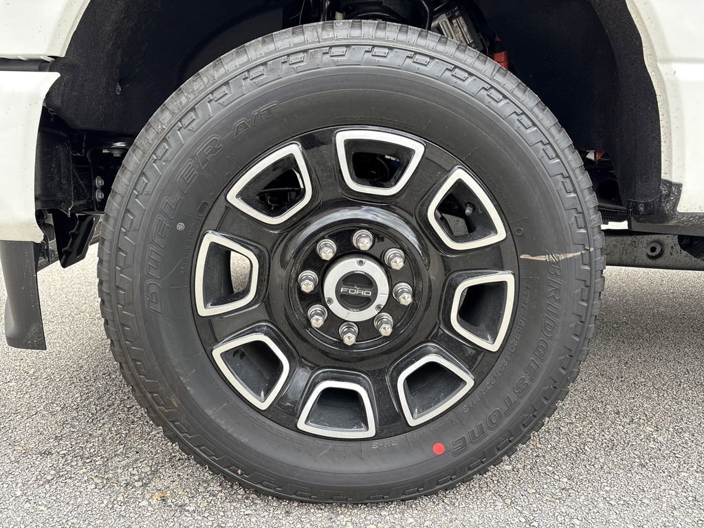 New 2026 Ford F350 Platinum image 15
