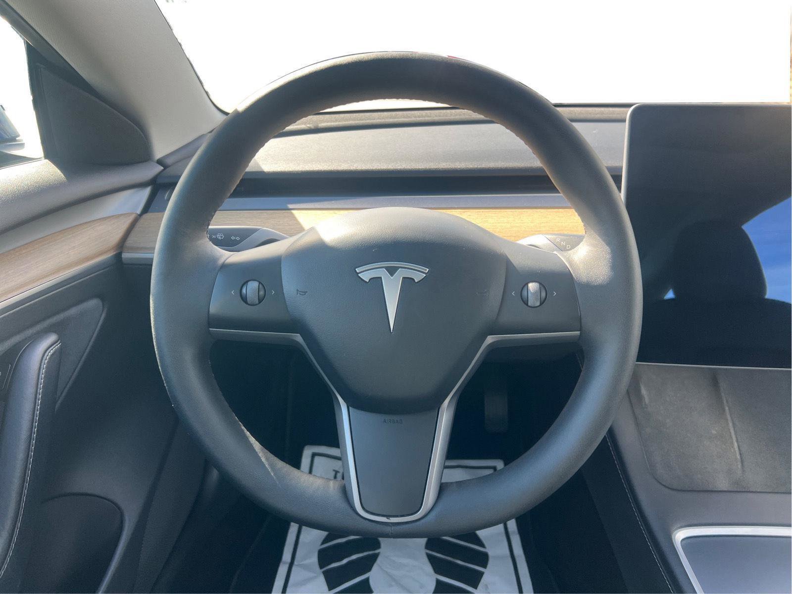Used 2022 Tesla Model 3 Long Range image 18