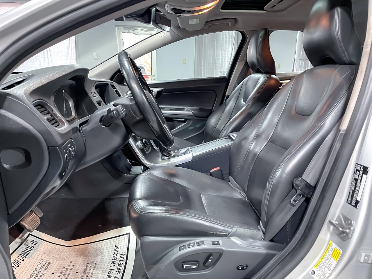 Used 2016 Volvo S60 T5 Premier image 14