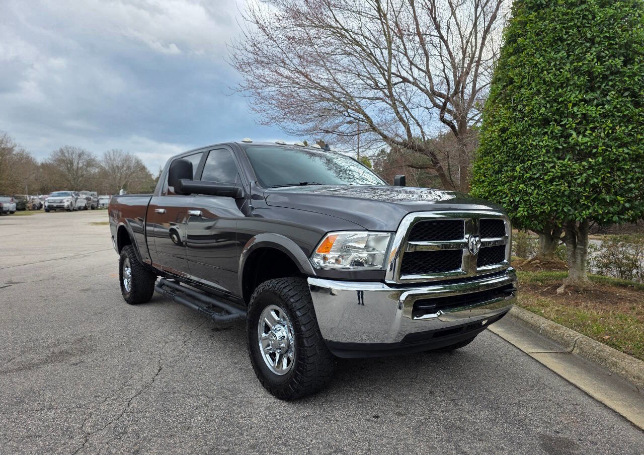 Used 2018 RAM 2500 SLT w/ Luxury Group image 8