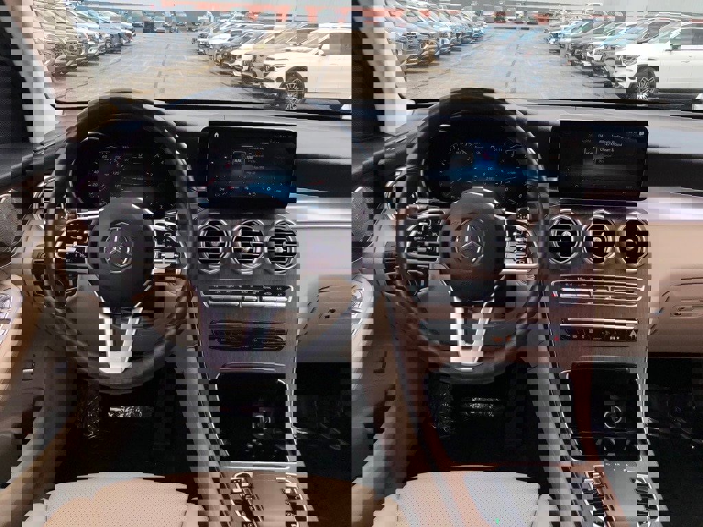 Used 2021 Mercedes-Benz GLC 300 4MATIC w/ Multimedia Package image 15