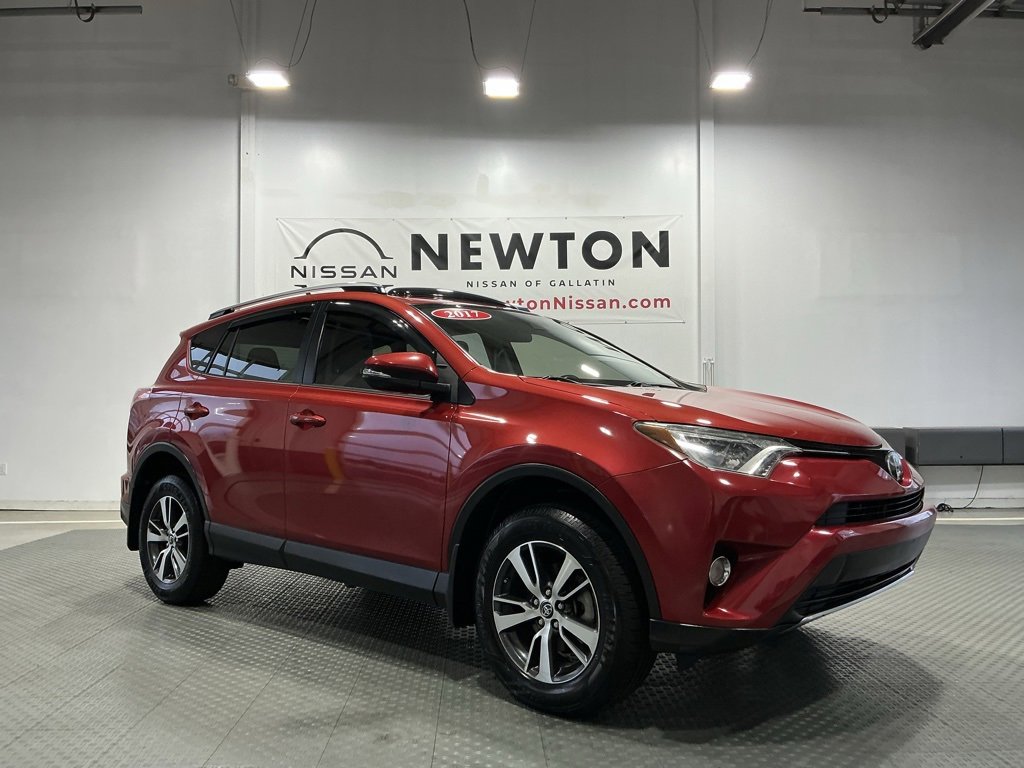 Used 2017 Toyota RAV4 XLE image 31