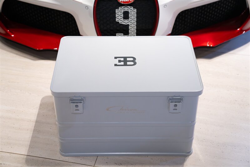 Used 2024 Bugatti Chiron Super Sport AWD/4WD image 82