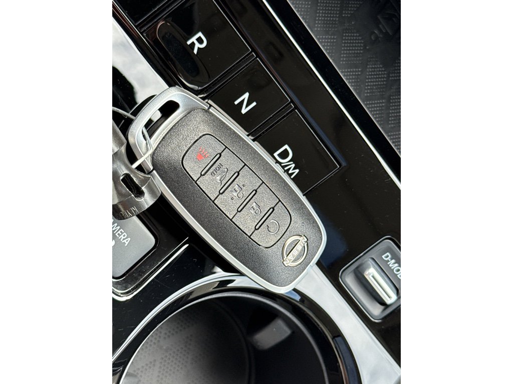 Certified 2025 Nissan Murano SL image 39