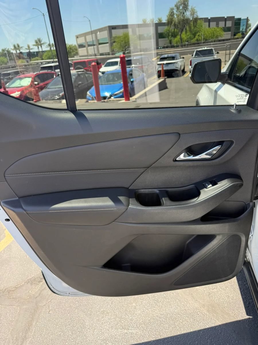 Used 2019 Chevrolet Traverse RS FWD image 12