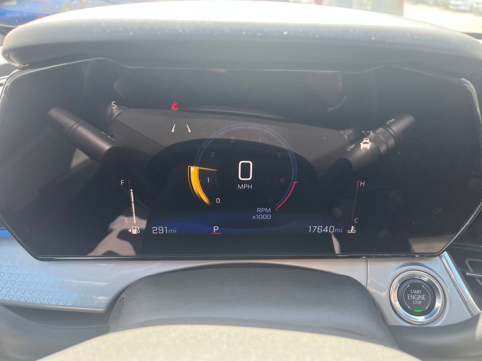 Used 2025 Chevrolet Trax LT w/ LT Convenience Package FWD image 35