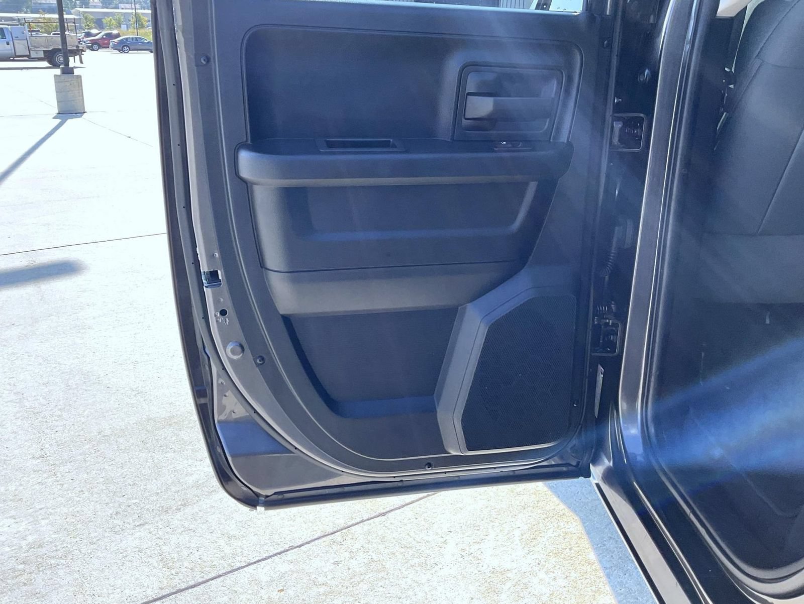 Used 2017 RAM 1500 Express AWD/4WD image 18