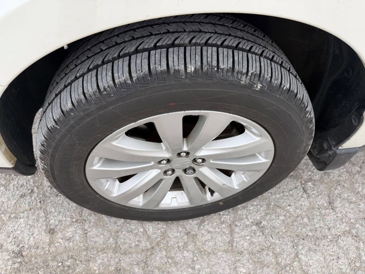 Used 2013 Subaru Forester 2.5X Premium w/ All-Weather Plus Pkg image 9