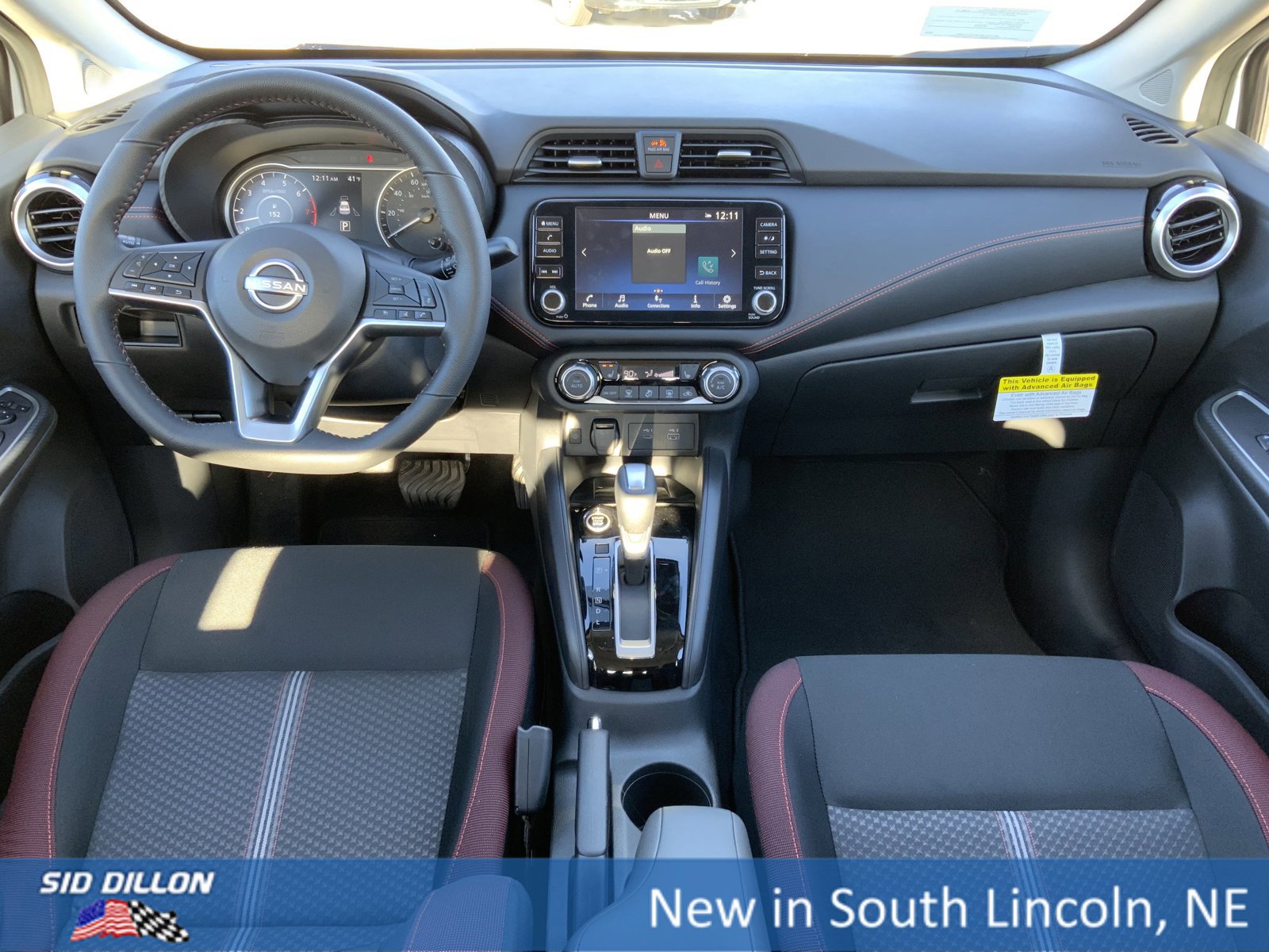 New 2025 Nissan Versa SR w/ Trunk Package image 5