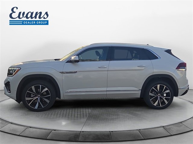 New 2026 Volkswagen Atlas Cross Sport SEL Premium R-Line image 2