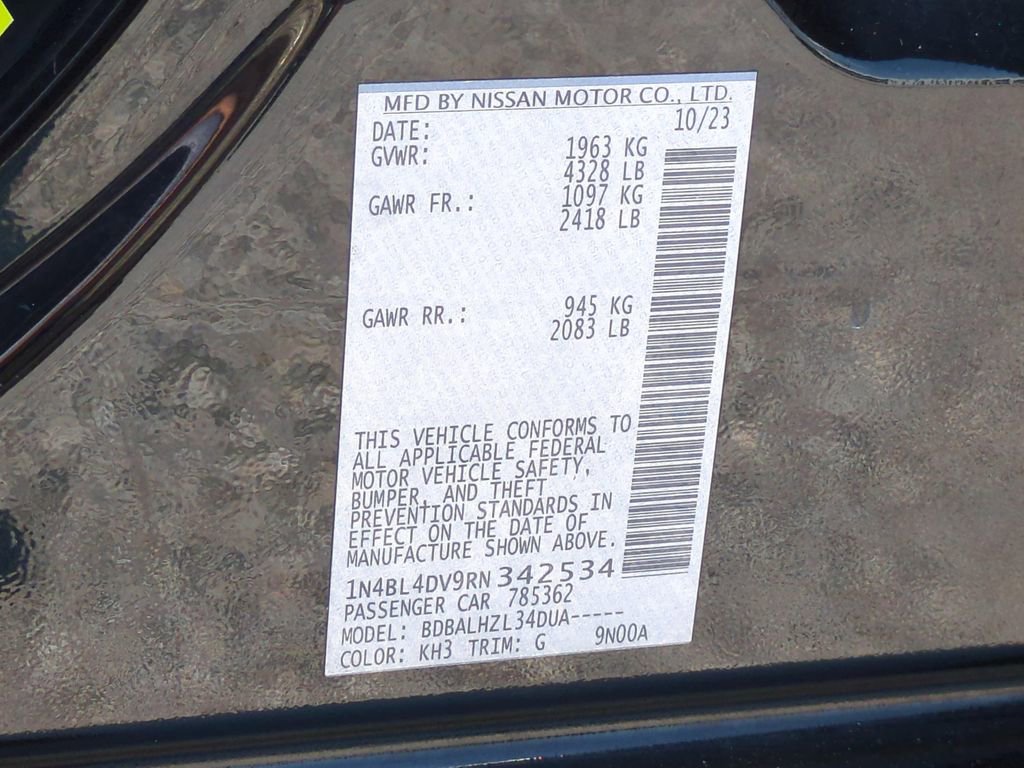 Certified 2024 Nissan Altima 2.5 SV FWD image 18