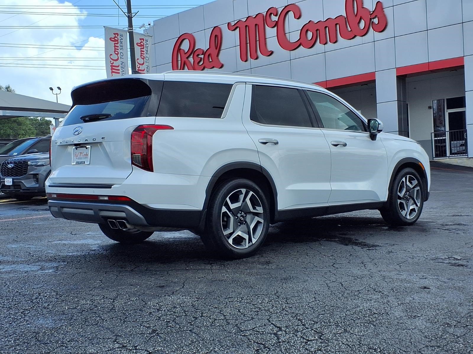 Used 2024 Hyundai Palisade SEL FWD image 6