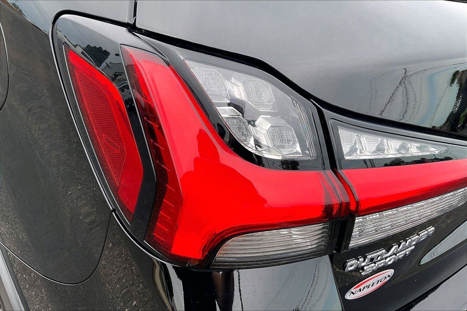 Used 2025 Mitsubishi Outlander Sport AWD image 29