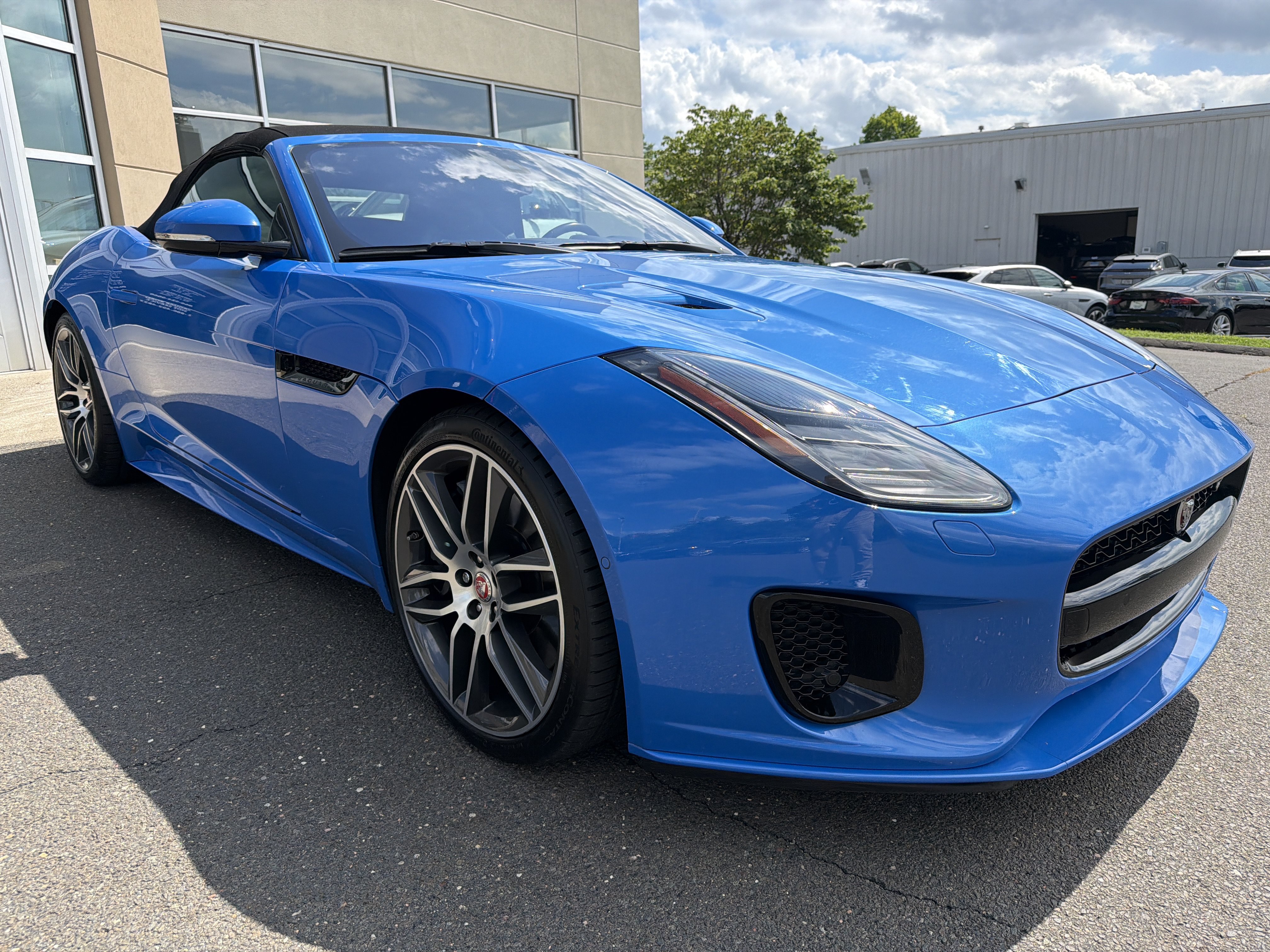 Used 2018 Jaguar F-TYPE R-Dynamic AWD/4WD image 2