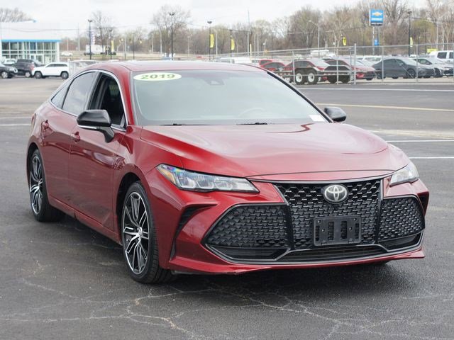 Used 2019 Toyota Avalon XSE image 22
