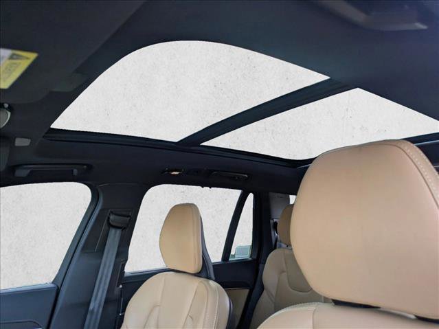 Used 2024 Volvo XC90 B6 Ultimate image 16