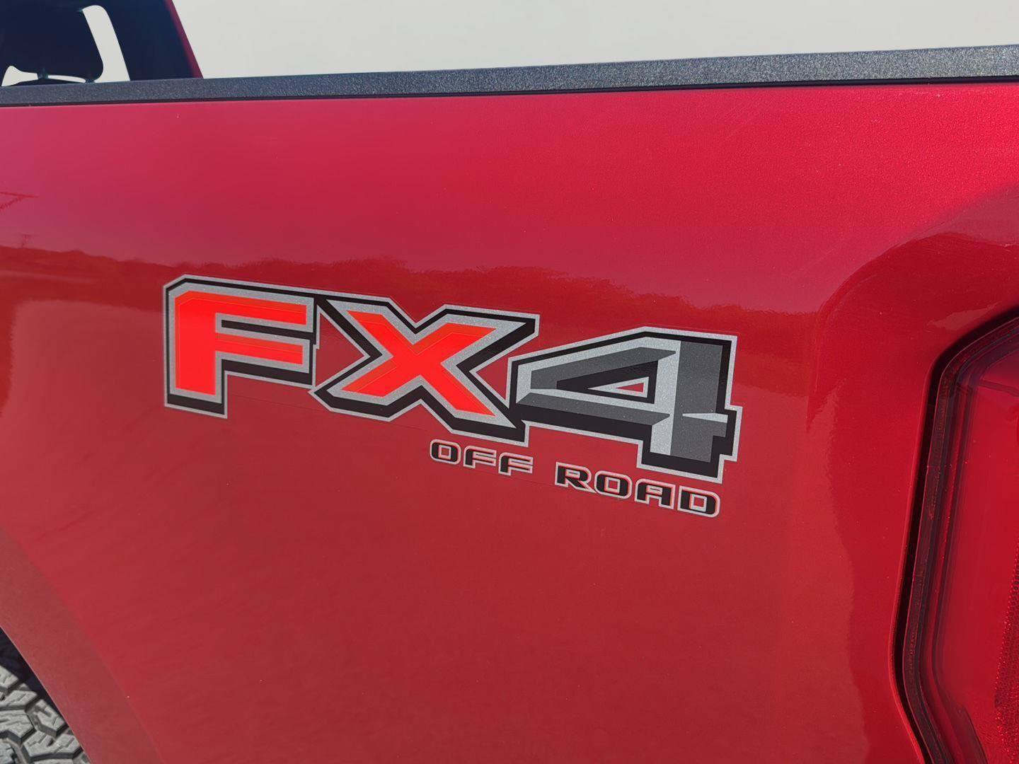 Used 2023 Ford F350 XLT AWD/4WD image 22