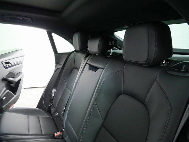 New 2026 Porsche Macan Electric image 22