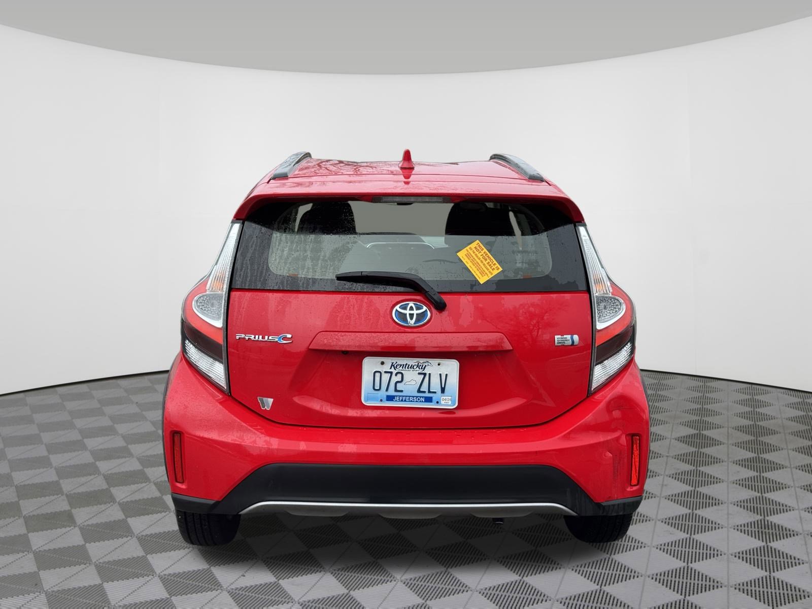 Used 2019 Toyota Prius C image 19