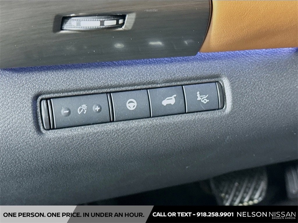 Certified 2024 Nissan Pathfinder Platinum w/ Cargo Package image 10