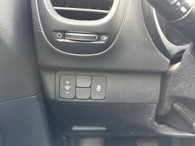 Used 2015 Kia Soul image 24