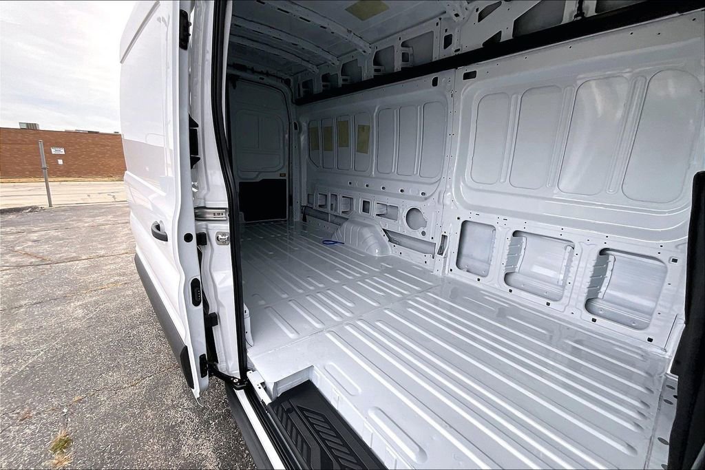New 2026 Ford Transit 350 148 High Roof Extended image 12