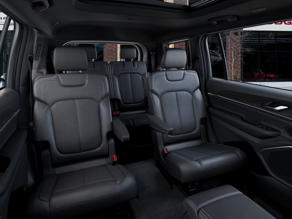 New 2026 Jeep Grand Cherokee L Limited image 15