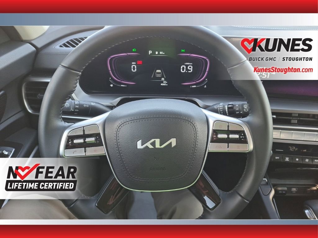 Used 2025 Kia Telluride S image 14