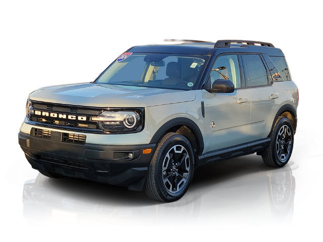 Certified 2024 Ford Bronco Sport Outer Banks w/ Tech Package AWD/4WD image 3