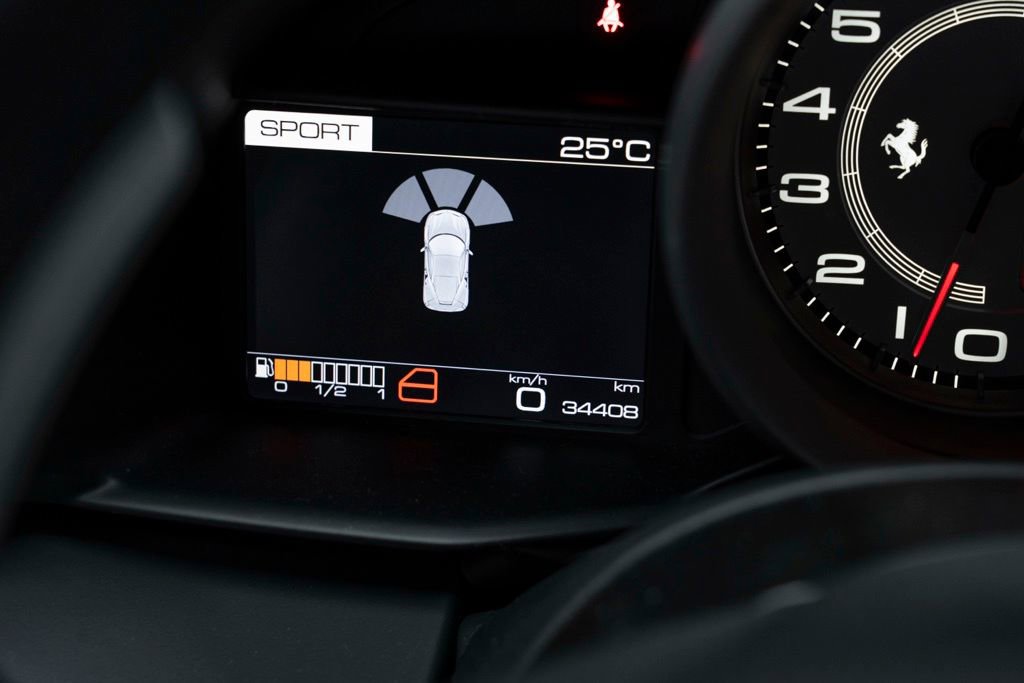 Used 2016 Ferrari 488 GTB image 24