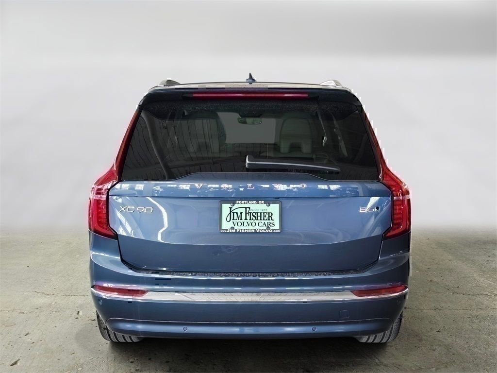 New 2026 Volvo XC90 B6 Ultra w/ Protection Package image 6