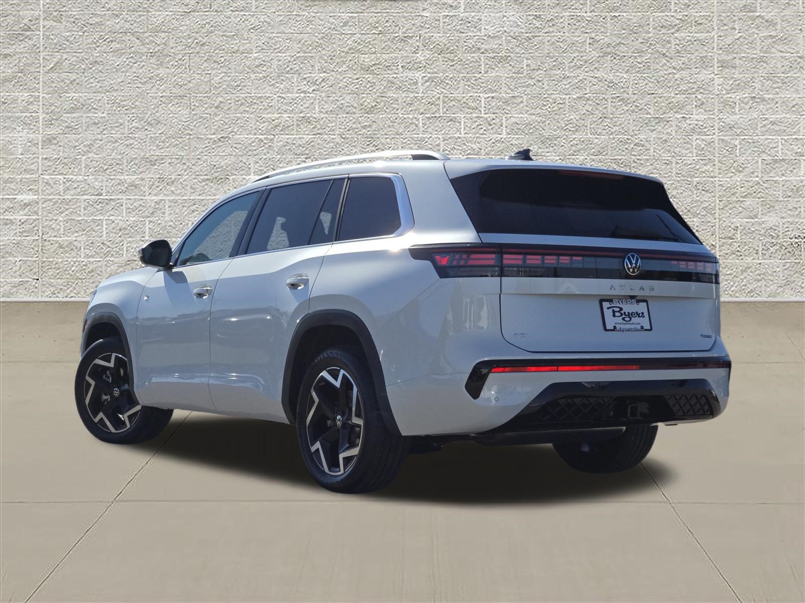 New 2027 Volkswagen Atlas SEL R-Line AWD/4WD image 5