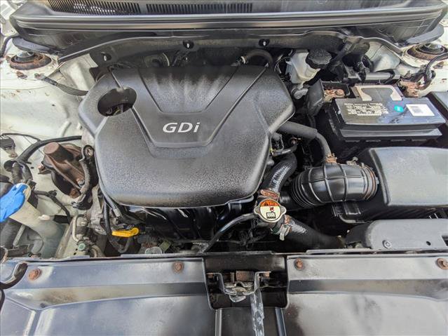 Used 2016 Hyundai Veloster w/ Option Group 02 FWD image 22