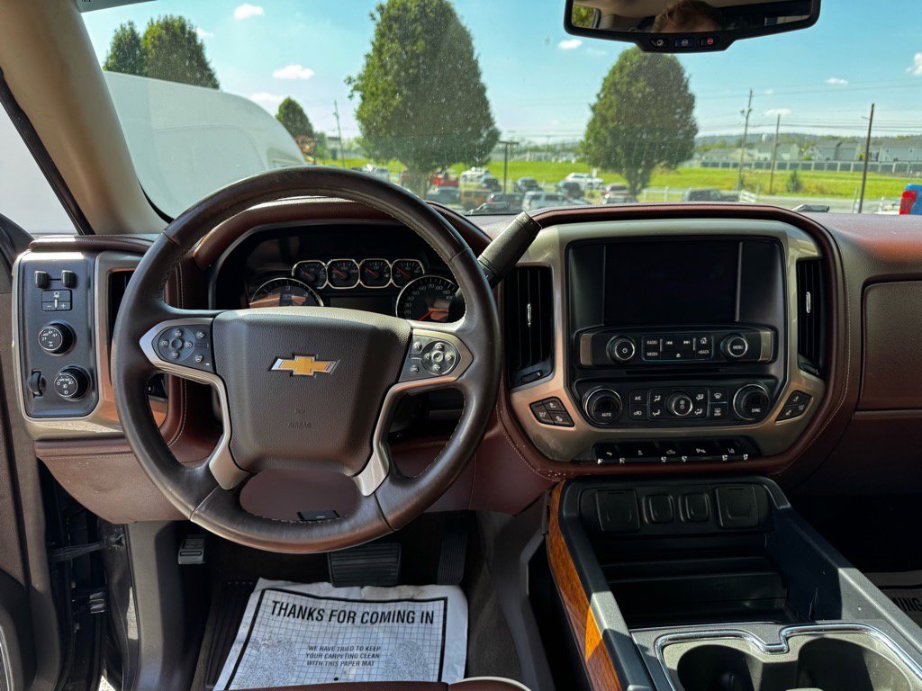 Used 2014 Chevrolet Silverado 1500 High Country w/ High Country Premium Package image 19