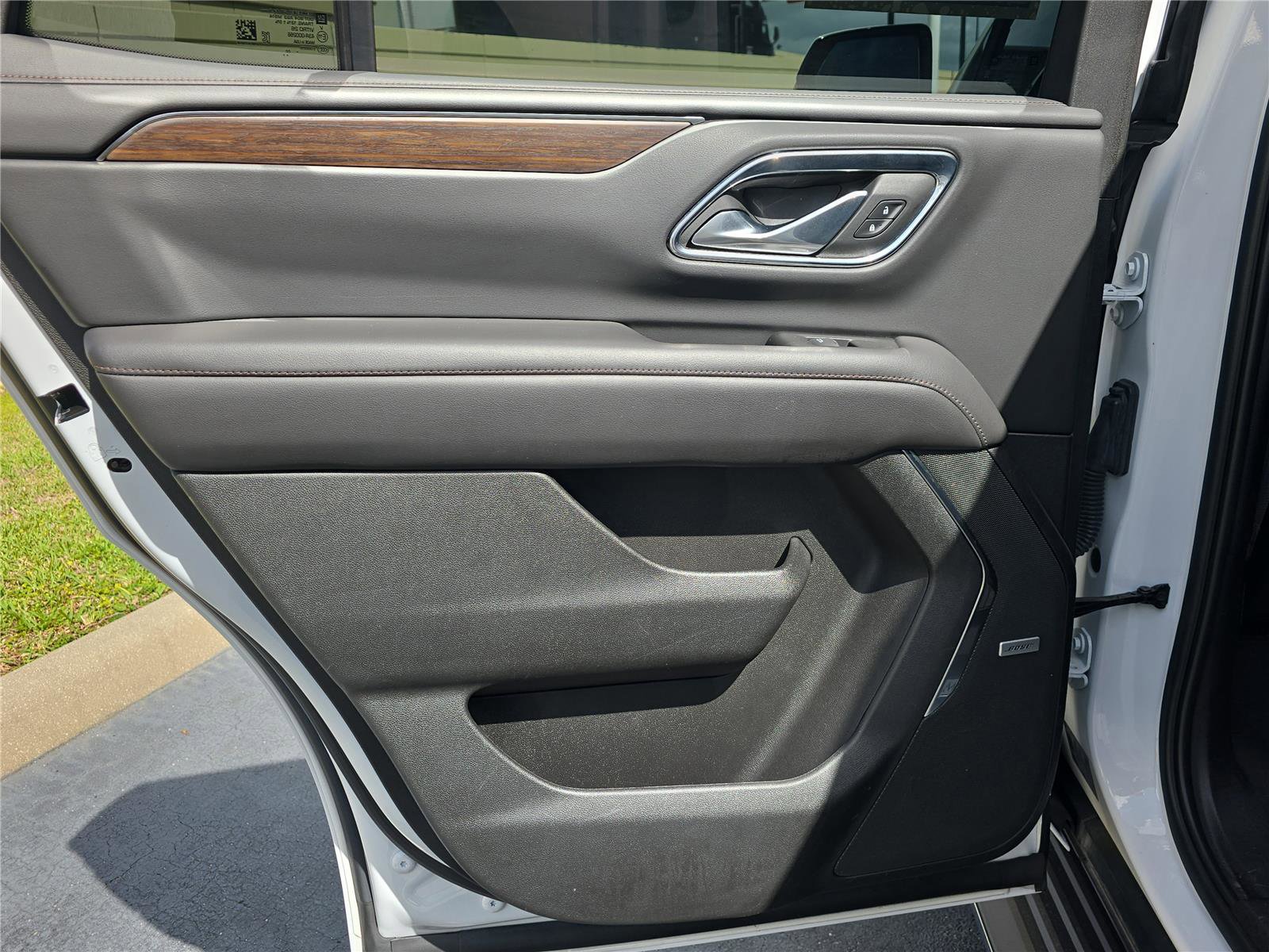 Used 2023 Chevrolet Tahoe High Country AWD/4WD image 13