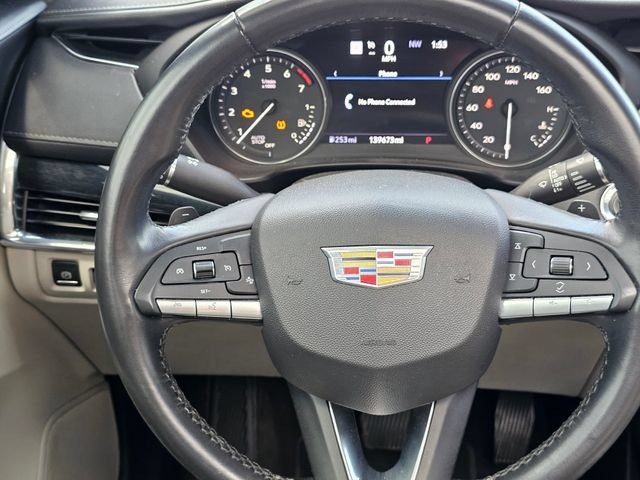 Used 2020 Cadillac XT4 Premium Luxury w/ Technology Package FWD image 33