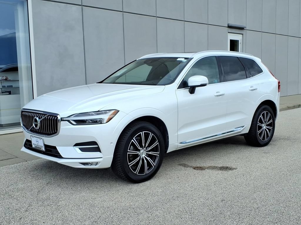 Used 2018 Volvo XC60 T5 Inscription w/ Vision Package AWD/4WD image 1