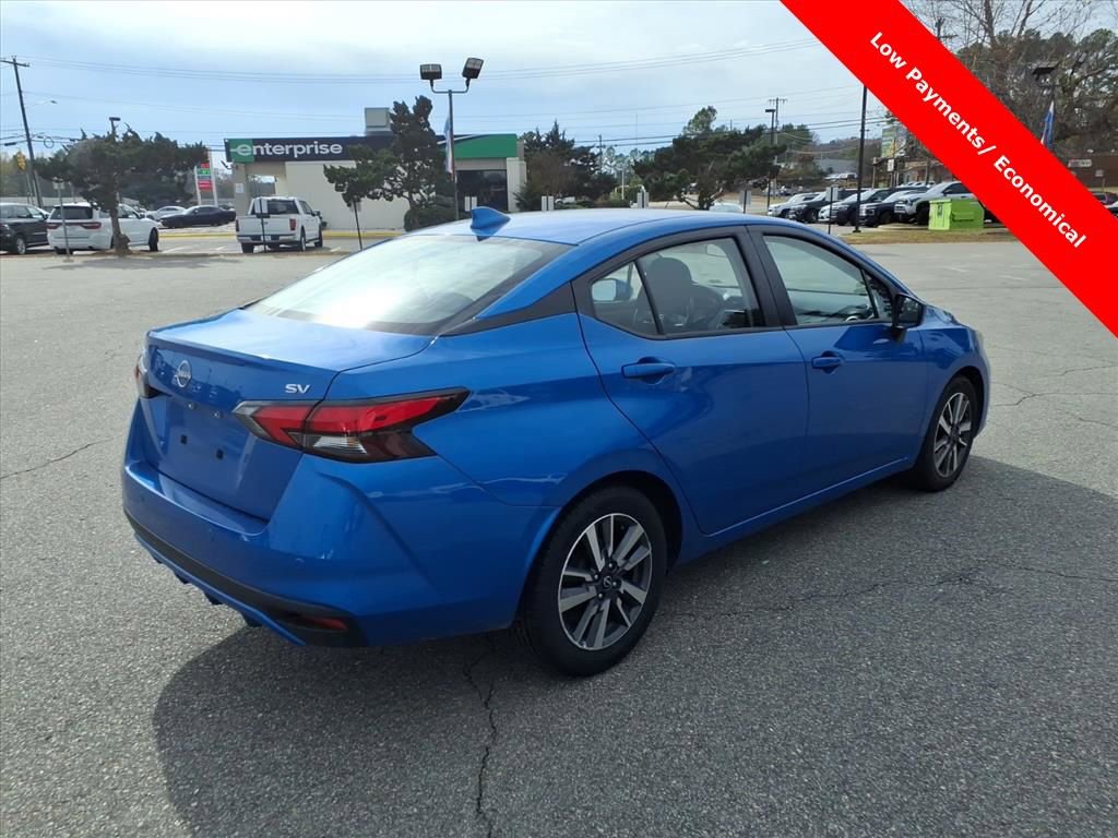 Used 2023 Nissan Versa SV image 5