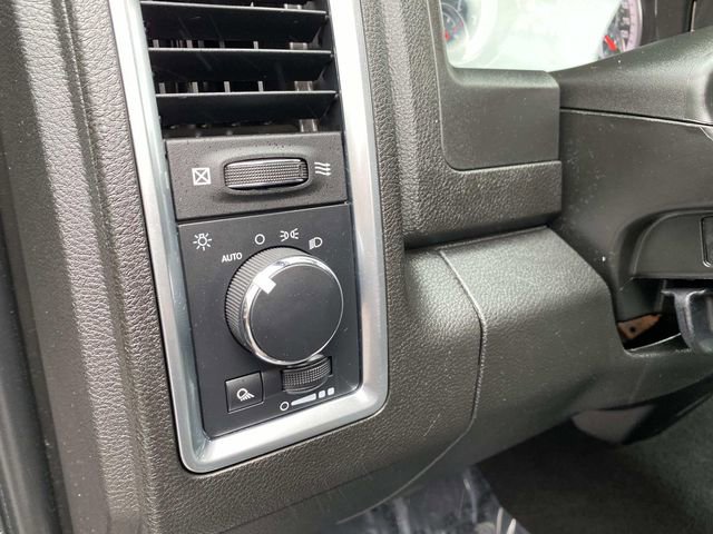 Used 2021 RAM 1500 Classic Warlock image 32