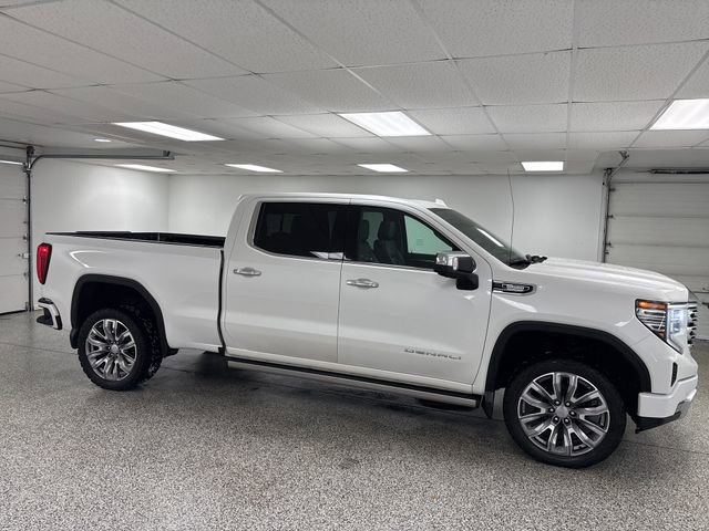 Used 2024 GMC Sierra 1500 Denali w/ Denali Reserve Package image 11
