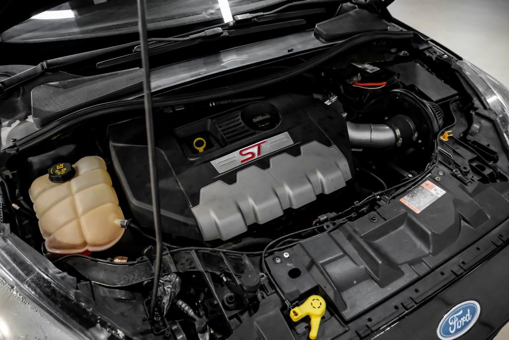 Used 2015 Ford Focus ST FWD image 45