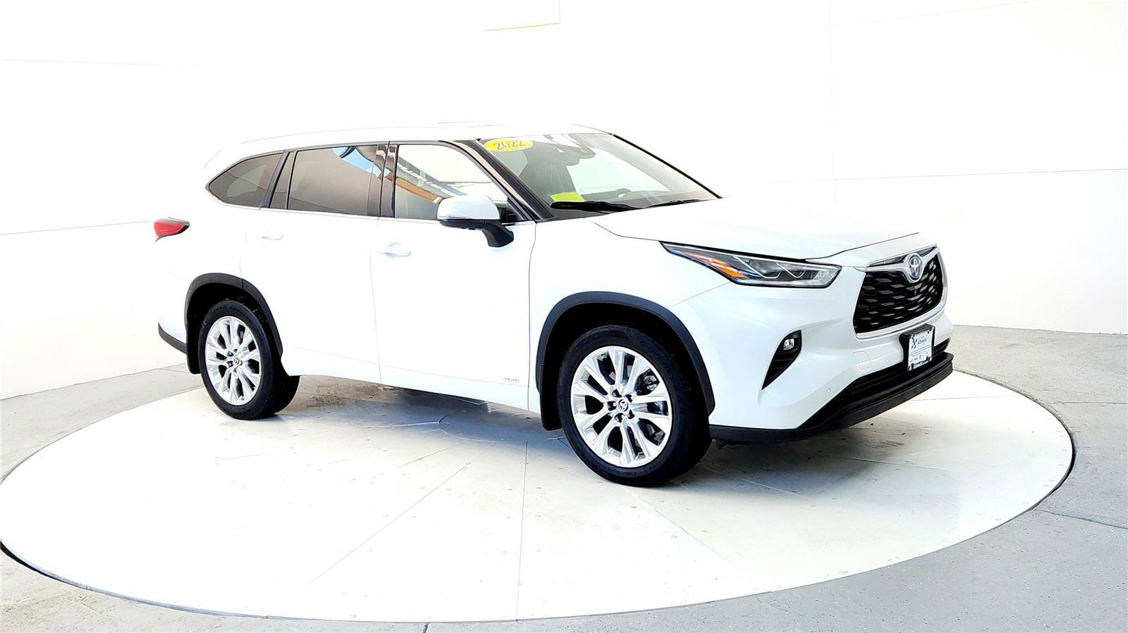 Certified 2022 Toyota Highlander Limited image 7