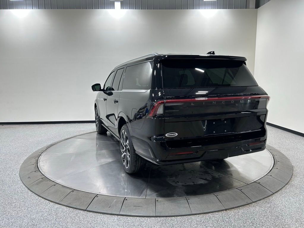 New 2026 Lincoln Navigator L Reserve image 8