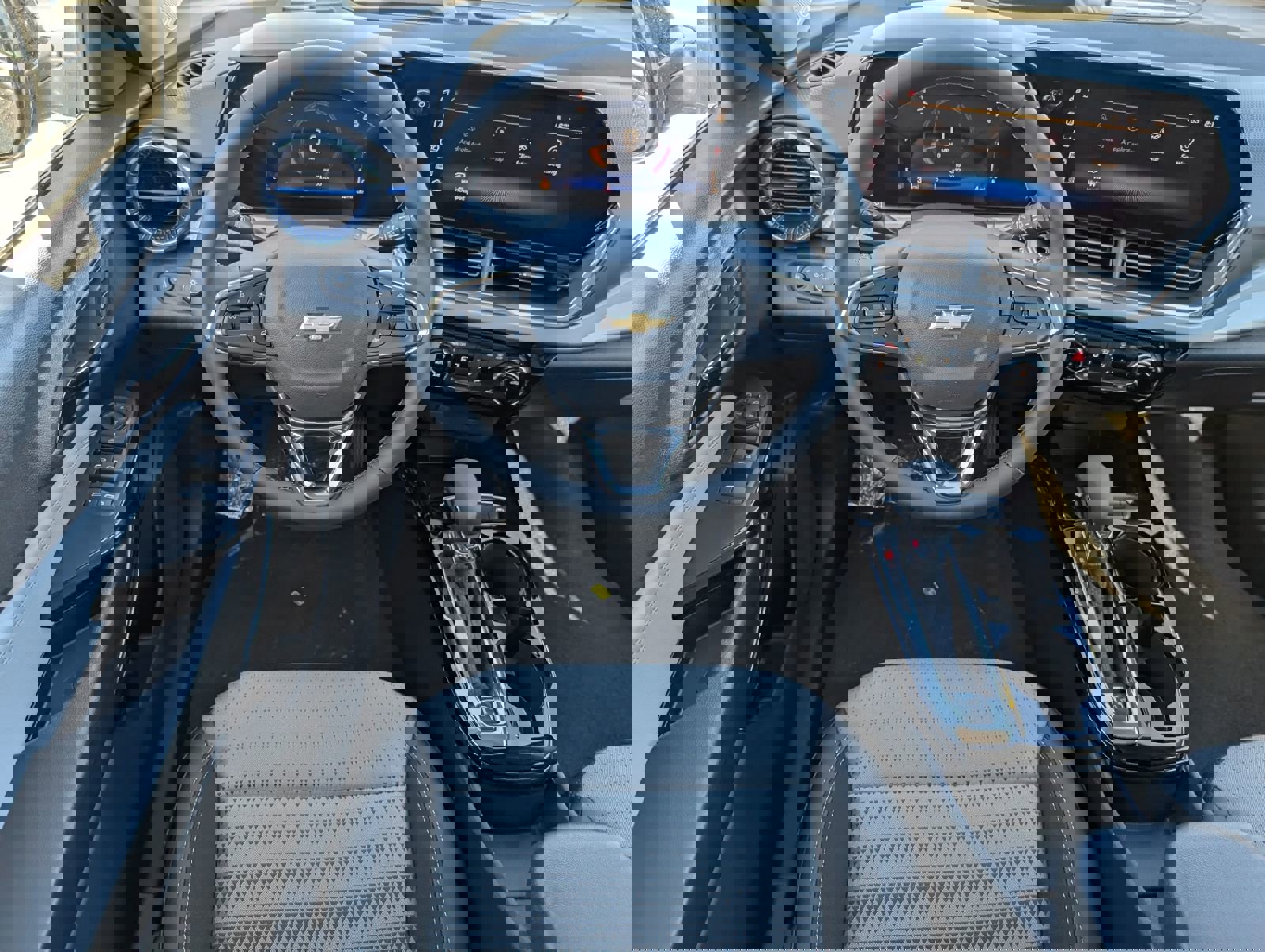 New 2026 Chevrolet Trax LT w/ Driver Confidence Package image 9